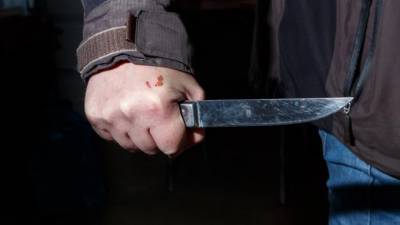 В Рязанской области росгвардеец получил ножевое ранение, защищая девушку