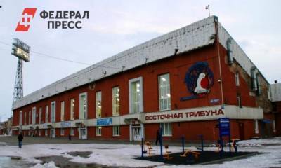 Кемеровские власти снесут незаконный ларек возле стадиона «Химик»