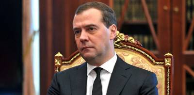 Медведев рассказал о трех экономических шоках, повлиявших на РФ в 2020 году