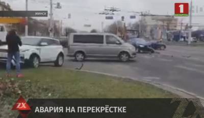 На Партизанском проспекте не разъехались два легковых авто
