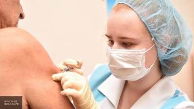 Миздрав РФ сообщил о старте клинических испытаний двух вакцин от COVID-19