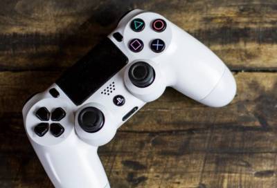 «Не больше 500 долларов»: Экс-глава Xbox высказался о цене новой Sony PlayStation 5