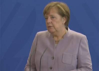 Ангела Меркель обратилась к беженцам с призывом