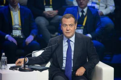 Медведев назвал ключевые шоки для российской экономики