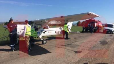 В Татарстане самолет с отказавшим двигателем аварийно сел на дорогу