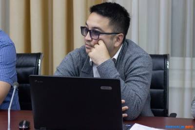 Депутаты Южно-Сахалинска задумали заморозить ставку налога для физических лиц в ТЦ и офисах