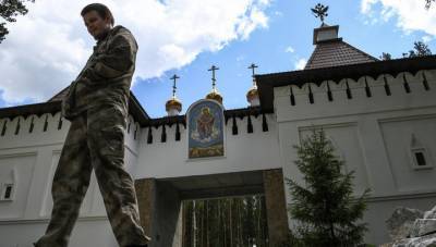 Полиция побывала в монастыре, где "держит оборону" опальный схиигумен Сергий