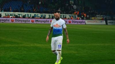 Украинский футболист стал героем тура в Турции