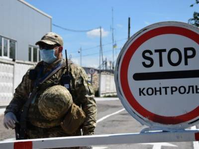 Оккупанты продолжают блокировать работу КПВВ "Марьинка"