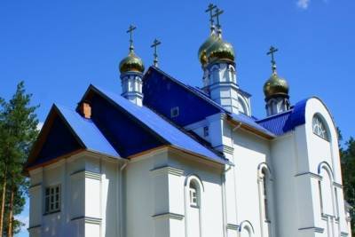 Кремль отказался комментировать захват Среднеуральского монастыря