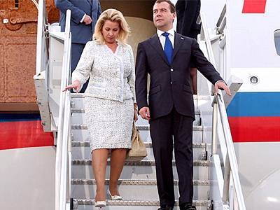 Небо для блатных: самолет Кадырова в Швейцарии, Медведевой – на Кипре