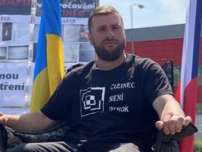 В Чехии закарпатец неделю голодовал из-за задержек по зарплате украинцам