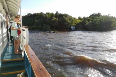МЧС сообщает о снижении уровня воды в Волге и прогнозирует в Саратове град