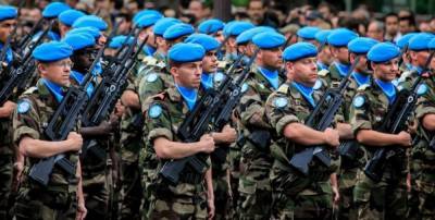 Украина может ввести миротворцев на Донбасс: названо единственное условие