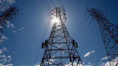 Рада приняла закон о списании долгов на оптовом рынке электроэнергии