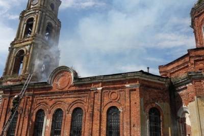 В Спасском районе загорелась церковь