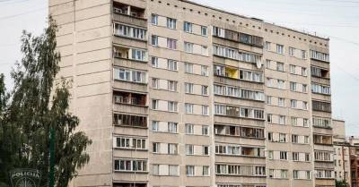 В Риге после убийства пенсионерки грабитель спрыгнул с пятого этажа