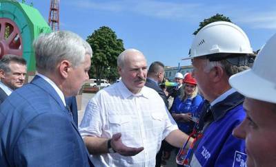 Лукашенко пообещал удвоить зарплаты. Эксперты объяснили, почему без инфляции это невозможно