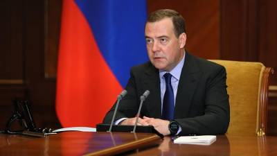 Медведев назвал эпидемию COVID-19 стимулом развития внутреннего туризма