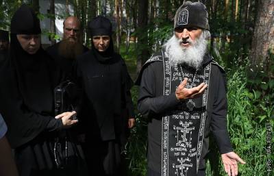 ФСБ заявила, что не участвовала в событиях в "захваченном" Среднеуральском монастыре