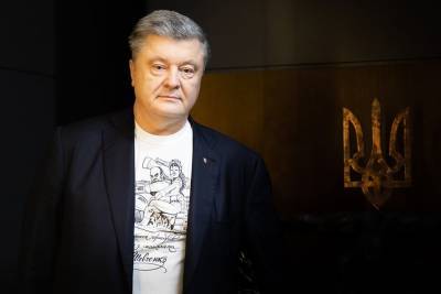 Они будут делать все, чтобы уничтожить нас по одному: нардепы от "ЕС" призвали украинцев поддержать Петра Порошенко в Печерском суде