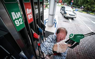 Биржевые цены на бензин в России взлетели до исторического рекорда