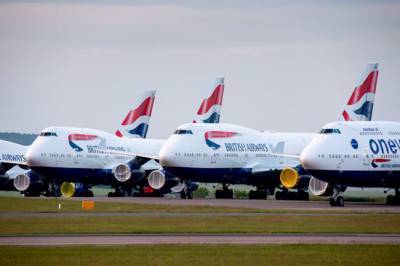 Великобритания планирует возобновить авиасообщение с некоторыми странами ЕС