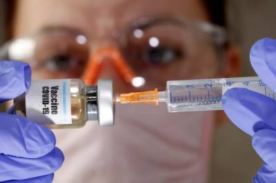 Израиль получит первые вакцины от коронавируса уже в декабре