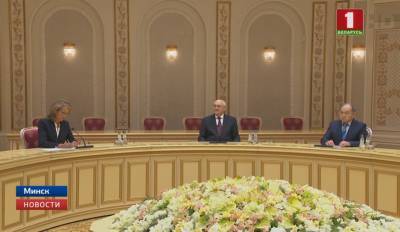 Александр Лукашенко провел совещание с международными судьями
