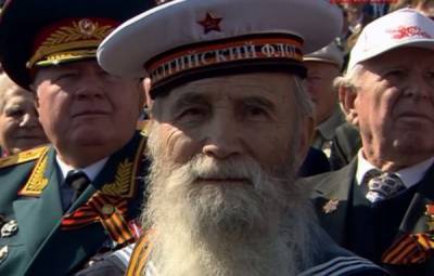 СМИ: ветеранов отправили на самоизоляцию перед парадом Победы в Москве