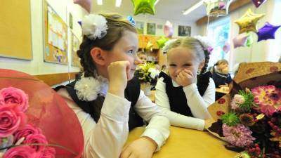Попова оценила вероятность начала учебного года в школах с 1 сентября