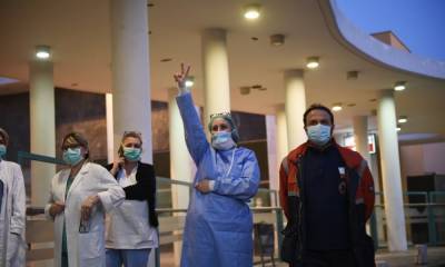 Жесткие правила и мобилизация врачей: как Греции удалось побороть коронавирус