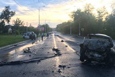 В Мордовии шесть человек заживо сгорели после лобового ДТП