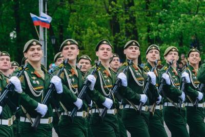 В Смоленске прошла первая репетиция парада Победы