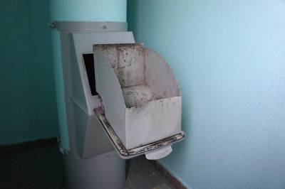 Общественники в РФ предложили законсервировать мусоропроводы в многоэтажных домах
