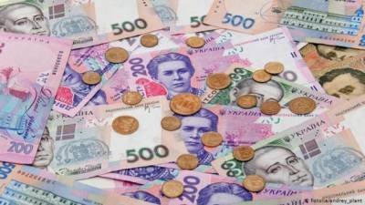 Курс валют: Нацбанк укрепил курс гривни к евро