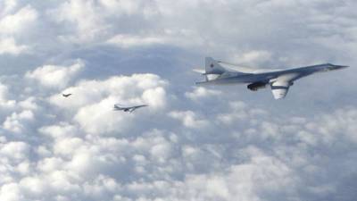 US Intercepts Two США перехватили два строя российских бомбардировщиков у Аляски