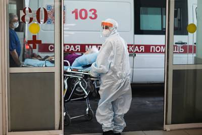 Число умерших россиян с коронавирусом превысило 7,6 тысячи