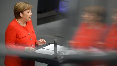 Меркель отметила необходимость сплоченной политики ЕС в отношении Китая