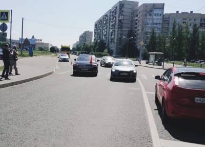 Машина сбила шестерых пешеходов в Петербурге