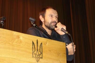 Рада не согласилась лишить депутатского мандата певца Вакарчука