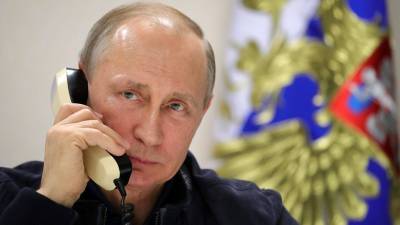 Путин рассказал, что внуки звонят ему в Кремль