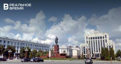 В Казани на площади Свободы начали монтировать сцену для парада Победы