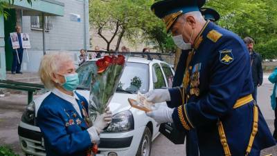 На парад Победы в Петербурге пригласили 200 ветеранов