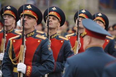 В Москве вновь ограничат движение ради репетиции Парада