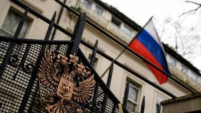 Посольство России в Лондоне сообщило об угрозах в свой адрес