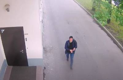 «Мемориал» попросил опознать похитителя табличек «Последнего адреса» в Екатеринбурге