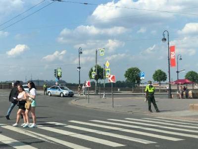 Центр Петербурга перекрыла полиция (фото)