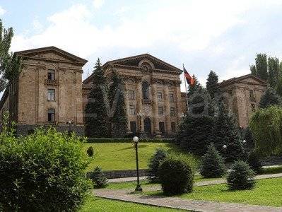 Национальное Собрание Армении проведет внеочередное заседание