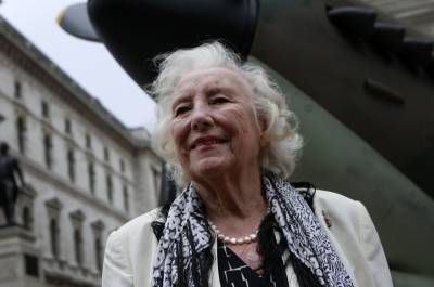 В Великобритании скончалась певица Вера Линн. Ей было 103 года